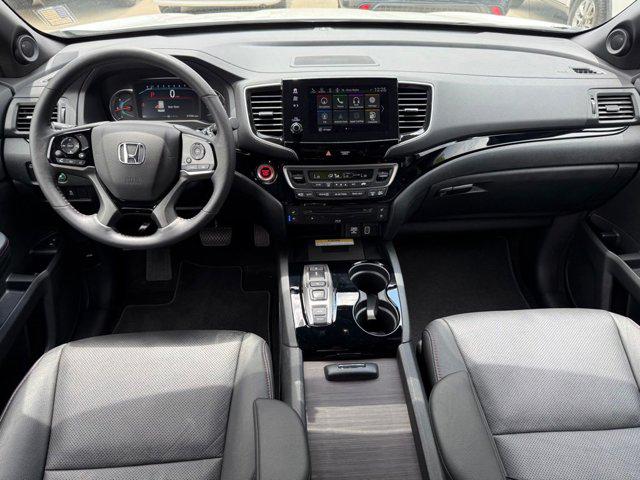 2022 Honda Pilot AWD Black Edition
