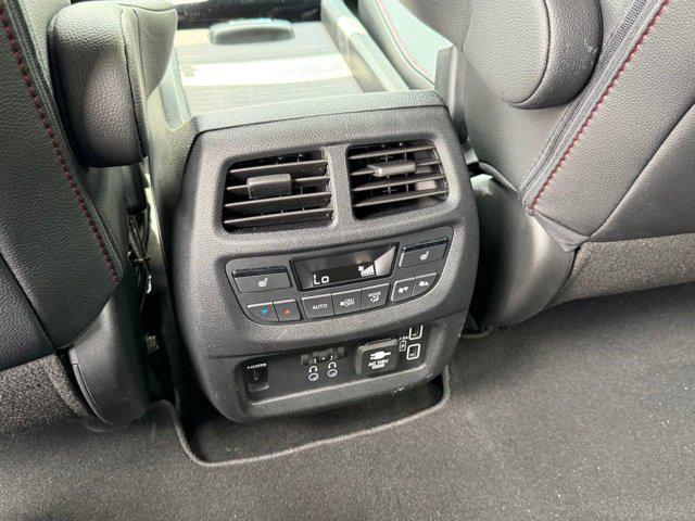 2022 Honda Pilot AWD Black Edition
