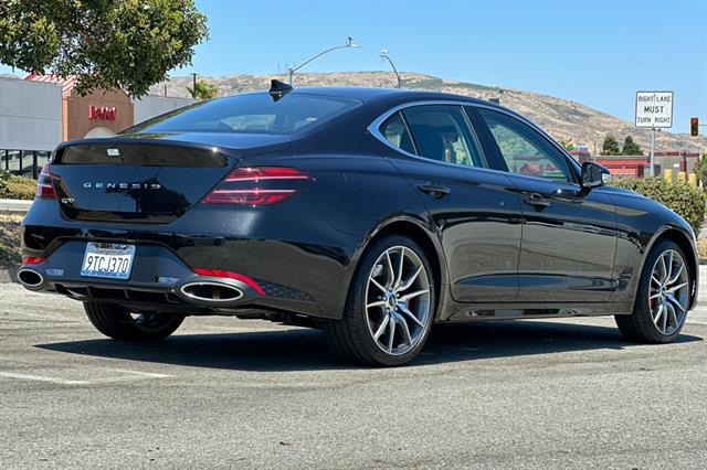 2025 Genesis G70 2.5T RWD