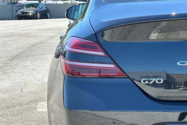 2025 Genesis G70 2.5T RWD