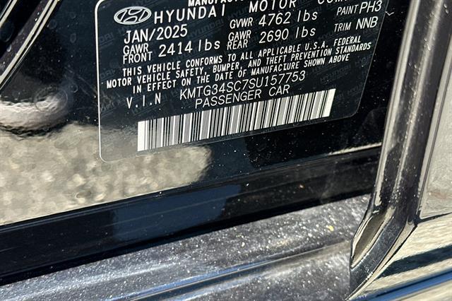 2025 Genesis G70 2.5T RWD