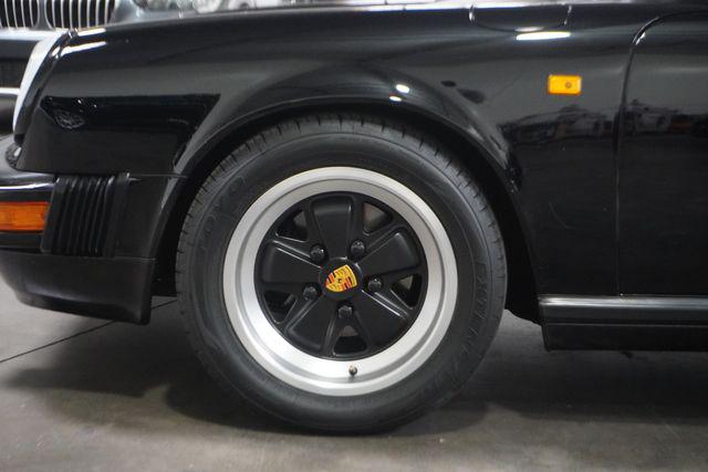 1983 Porsche 911 Unknown