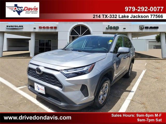 2024 Toyota RAV4 XLE 2024 Toyota RAV4 XLE