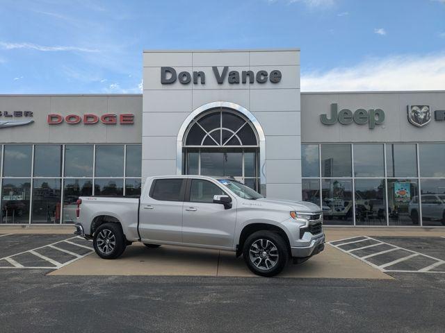 2022 Chevrolet Silverado 1500 4WD Crew Cab Short Bed LT with 2FL