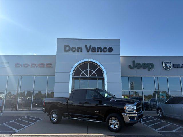 2024 RAM 2500 Big Horn Crew Cab 4x4 64 Box 2024 RAM 2500 Big Horn Crew Cab 4x4 64 Box