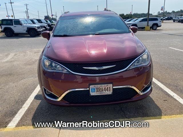 2017 Chrysler Pacifica Touring-L