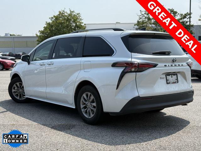 2022 Toyota Sienna XLE