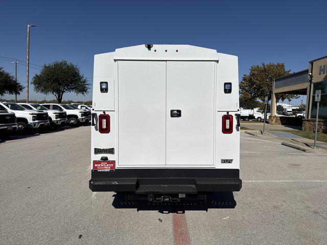 2025 Chevrolet Express Cutaway Work Van