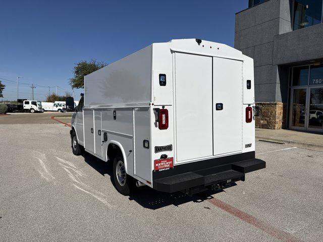 2025 Chevrolet Express Cutaway Work Van
