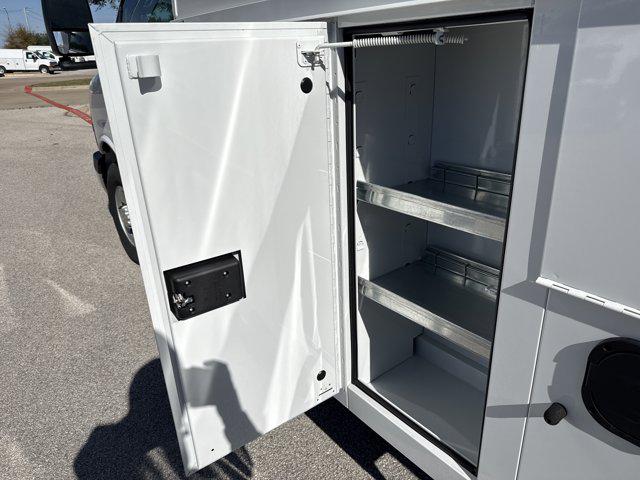 2025 Chevrolet Express Cutaway Work Van