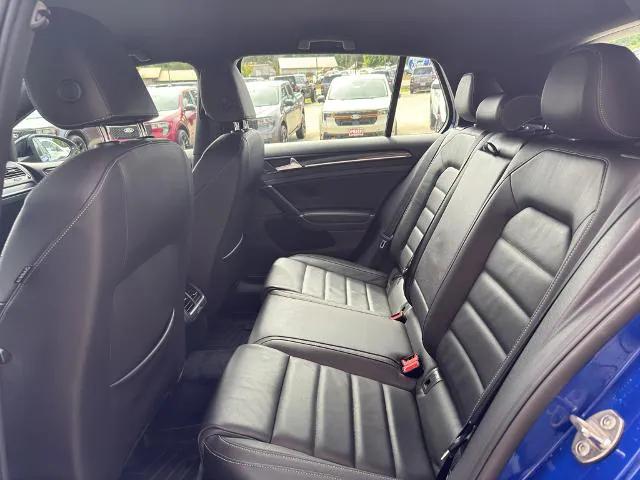2015 Volkswagen Golf R 4-Door