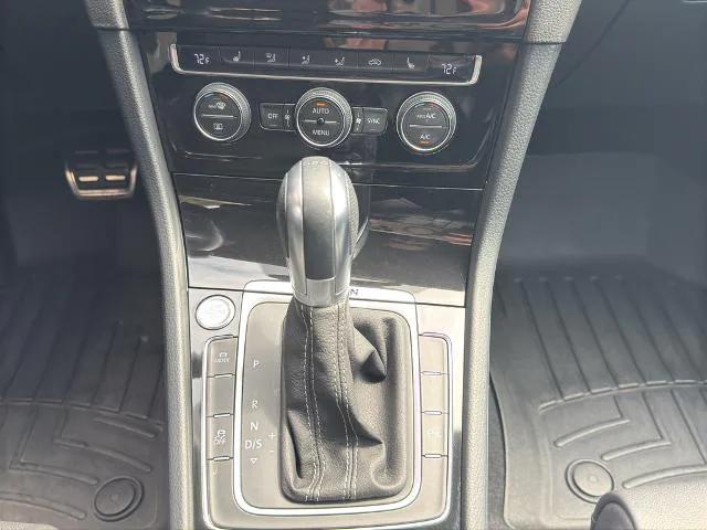 2015 Volkswagen Golf R 4-Door
