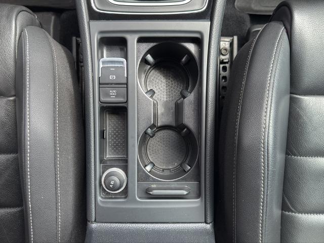 2015 Volkswagen Golf R 4-Door