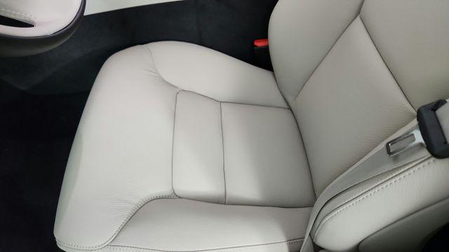 2026 Volvo V60 Cross Country Plus, B5 AWD Gas (mild hybrid)