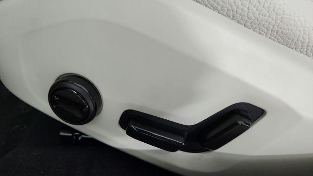 2026 Volvo V60 Cross Country Plus, B5 AWD Gas (mild hybrid)