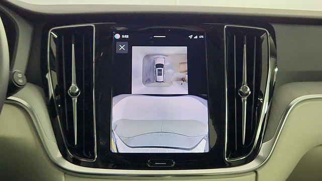 2026 Volvo V60 Cross Country Plus, B5 AWD Gas (mild hybrid)