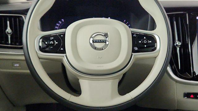 2026 Volvo V60 Cross Country Plus, B5 AWD Gas (mild hybrid)