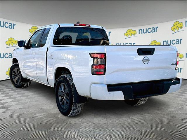 2025 Nissan Frontier King Cab SV 4x4