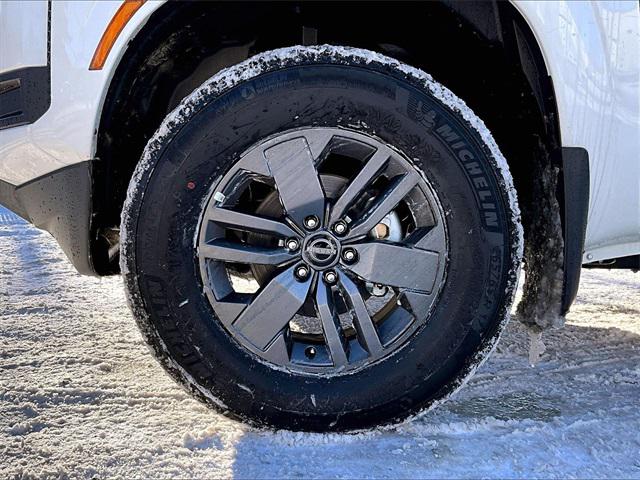 2025 Nissan Frontier King Cab SV 4x4
