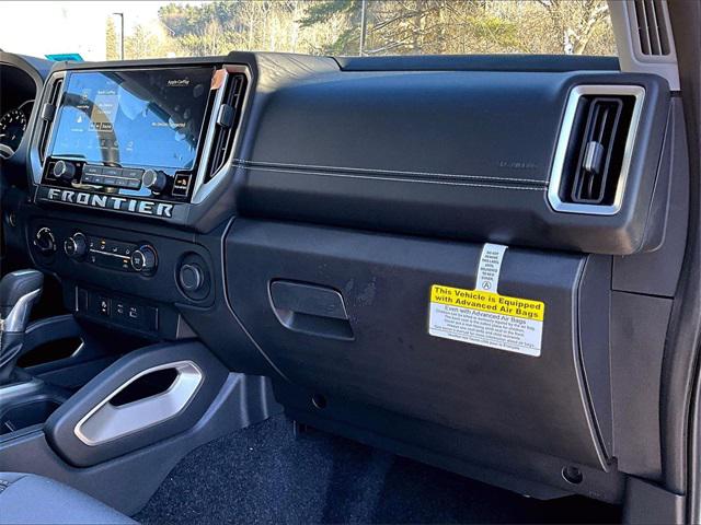 2025 Nissan Frontier King Cab SV 4x4