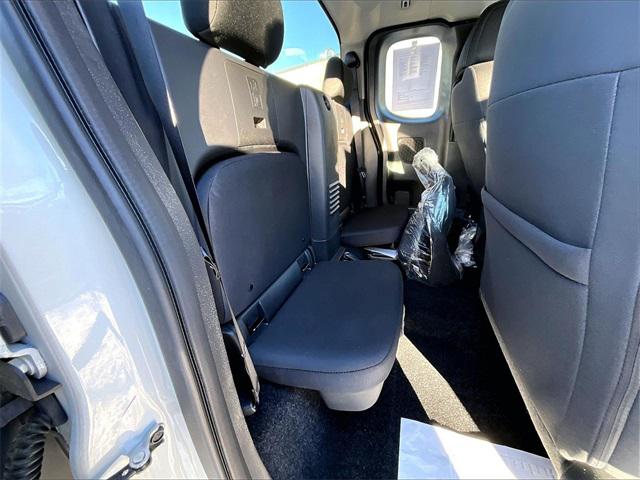2025 Nissan Frontier King Cab SV 4x4