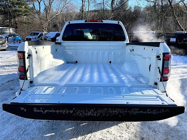 2025 Nissan Frontier King Cab SV 4x4