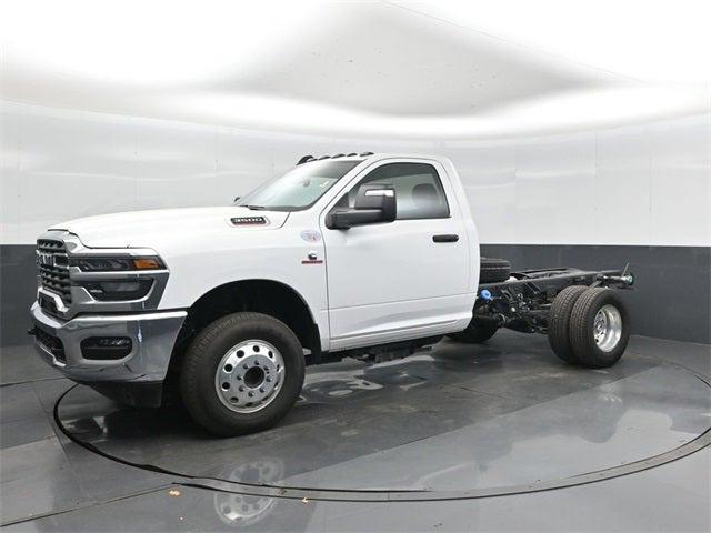 2026 RAM Ram 3500 Chassis Cab RAM 3500 TRADESMAN CHASSIS REGULAR CAB 4X4 60 CA