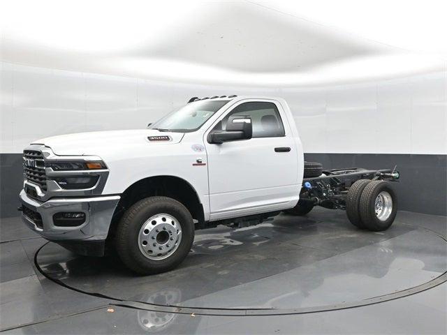 2026 RAM Ram 3500 Chassis Cab RAM 3500 TRADESMAN CHASSIS REGULAR CAB 4X4 60 CA