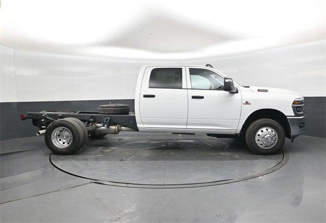 2026 RAM Ram 3500 Chassis Cab RAM 3500 TRADESMAN CREW CAB CHASSIS 4X4 60 CA 2026 RAM Ram 3500 Chassis Cab RAM 3500 TRADESMAN CREW CAB CHASSIS 4X4 60 CA