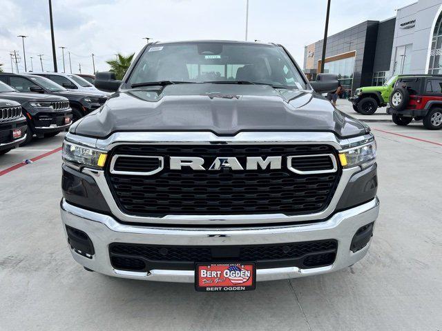 2025 RAM Ram 1500 RAM 1500 TRADESMAN CREW CAB 4X2 57 BOX 2025 RAM Ram 1500 RAM 1500 TRADESMAN CREW CAB 4X2 57 BOX