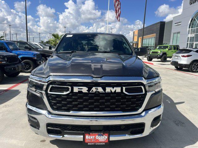 2025 RAM Ram 1500 RAM 1500 TRADESMAN CREW CAB 4X2 57 BOX 2025 RAM Ram 1500 RAM 1500 TRADESMAN CREW CAB 4X2 57 BOX