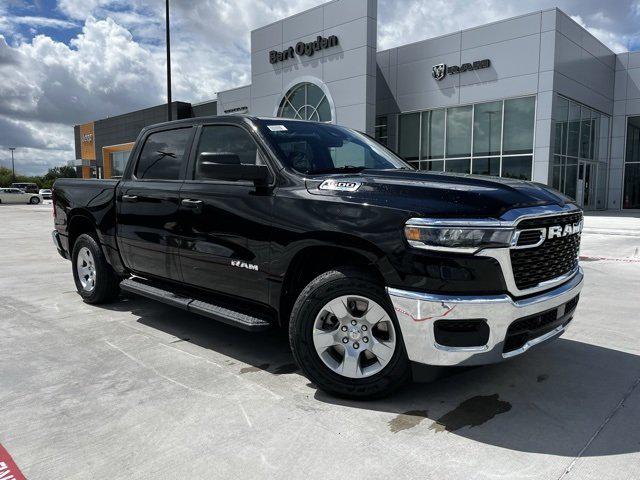 2025 RAM Ram 1500 RAM 1500 TRADESMAN CREW CAB 4X2 57 BOX 2025 RAM Ram 1500 RAM 1500 TRADESMAN CREW CAB 4X2 57 BOX