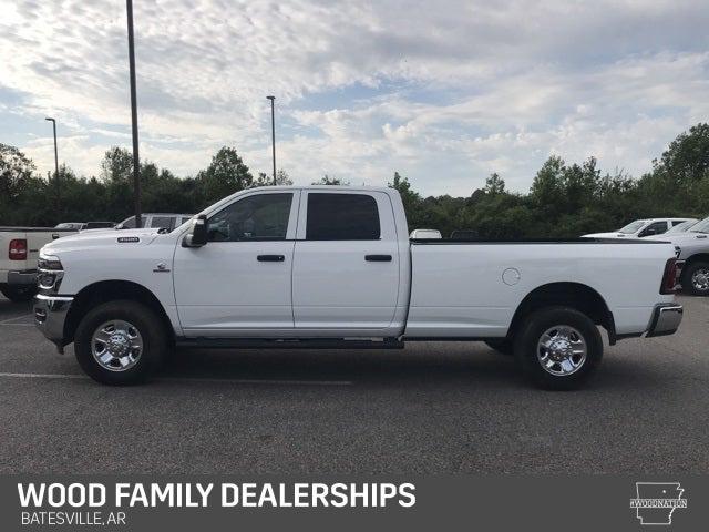 2026 RAM Ram 3500 RAM 3500 TRADESMAN CREW CAB 4X4 8 BOX