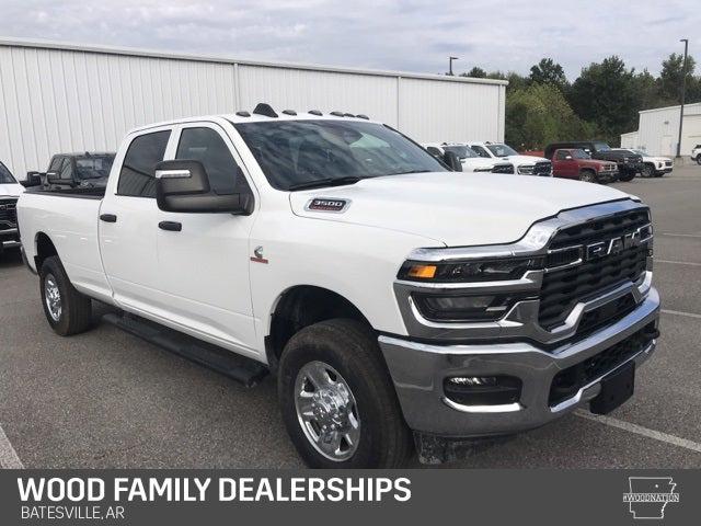 2026 RAM Ram 3500 RAM 3500 TRADESMAN CREW CAB 4X4 8 BOX