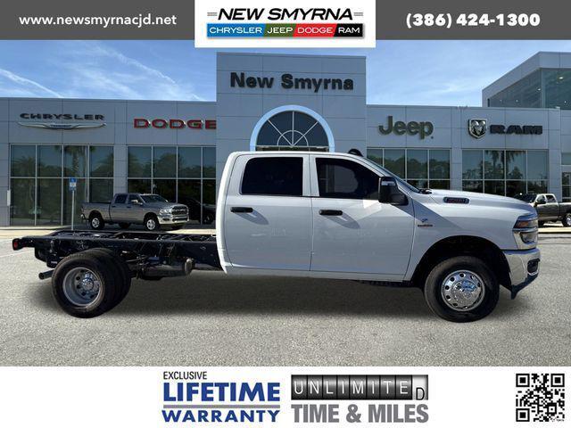 2026 RAM Ram 3500 Chassis Cab RAM 3500 TRADESMAN CREW CAB CHASSIS 4X4 60 CA 2026 RAM Ram 3500 Chassis Cab RAM 3500 TRADESMAN CREW CAB CHASSIS 4X4 60 CA
