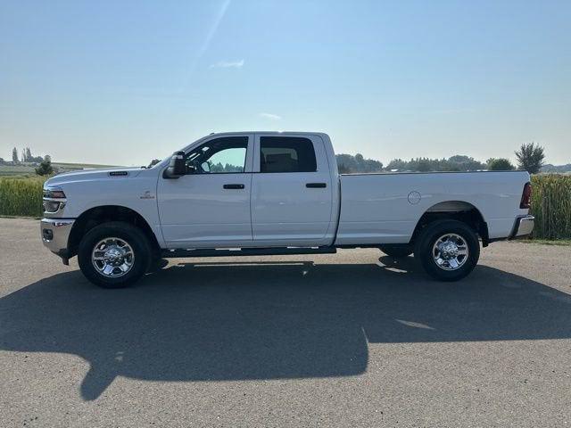 2026 RAM Ram 3500 RAM 3500 TRADESMAN CREW CAB 4X4 8 BOX 2026 RAM Ram 3500 RAM 3500 TRADESMAN CREW CAB 4X4 8 BOX