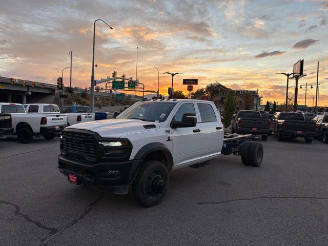 2026 RAM Ram 5500 Chassis Cab RAM 5500 TRADESMAN CHASSIS CREW CAB 4X4 84 CA