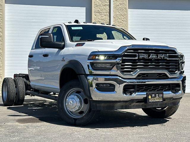 2026 RAM Ram 5500 Chassis Cab RAM 5500 TRADESMAN CHASSIS CREW CAB 4X4 60 CA