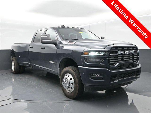 2026 RAM Ram 3500 RAM 3500 BIG HORN CREW CAB 4X4 8 BOX