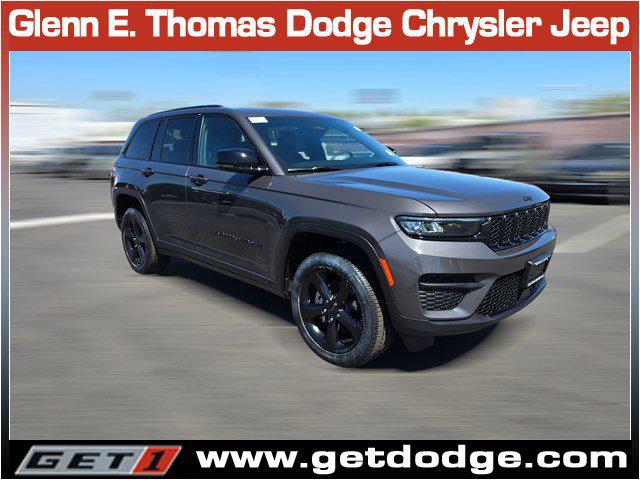 2025 Jeep Grand Cherokee GRAND CHEROKEE ALTITUDE 4X2 2025 Jeep Grand Cherokee GRAND CHEROKEE ALTITUDE 4X2