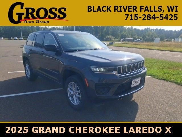2025 Jeep Grand Cherokee GRAND CHEROKEE LAREDO X 4X4 2025 Jeep Grand Cherokee GRAND CHEROKEE LAREDO X 4X4
