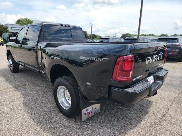 2026 RAM Ram 3500 RAM 3500 LARAMIE CREW CAB 4X4 8 BOX