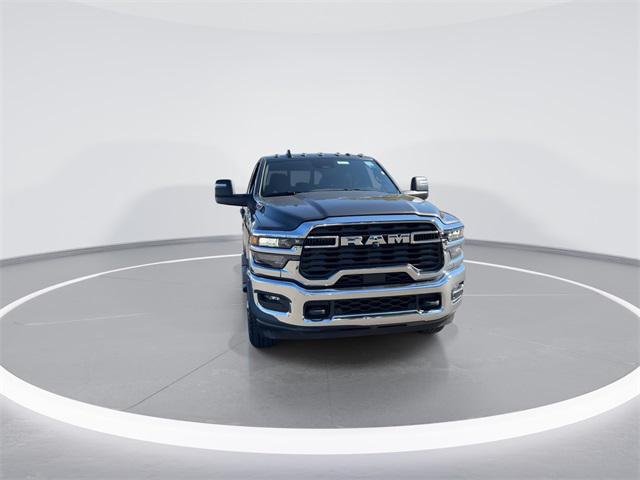 2026 RAM Ram 2500 RAM 2500 TRADESMAN CREW CAB 4X4 64 BOX