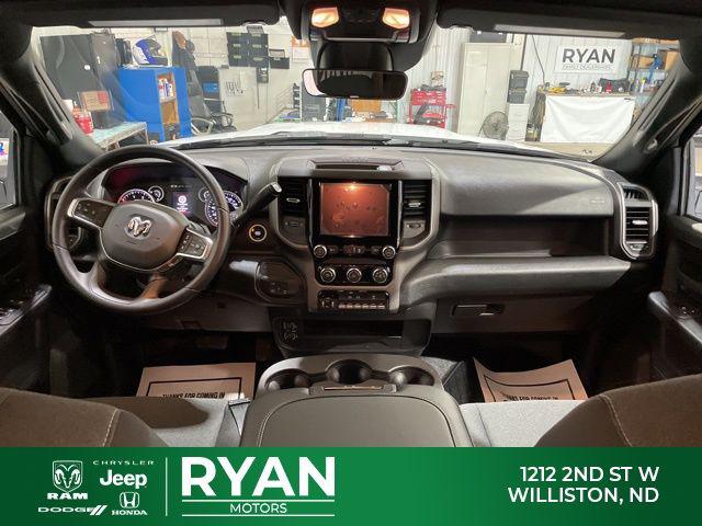 2026 RAM Ram 5500 Chassis Cab RAM 5500 TRADESMAN CHASSIS CREW CAB 4X4 84 CA 2026 RAM Ram 5500 Chassis Cab RAM 5500 TRADESMAN CHASSIS CREW CAB 4X4 84 CA