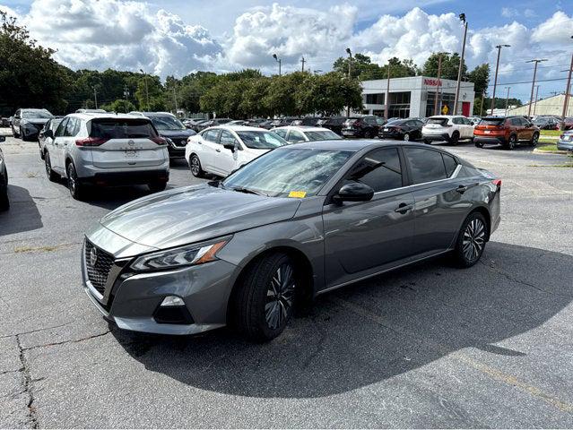 2022 Nissan Altima SR FWD