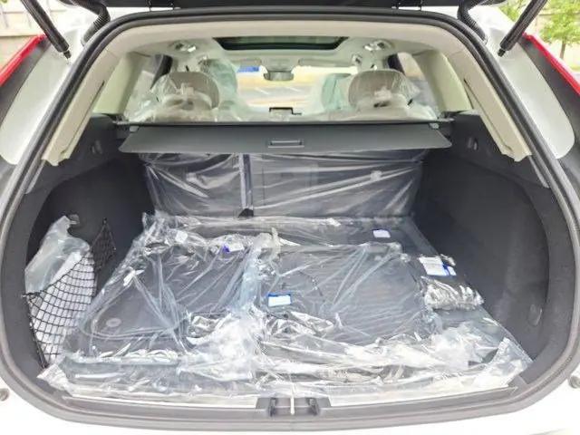 2026 Volvo XC60 B5 Ultra