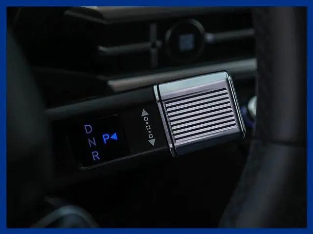 2025 Hyundai Santa Fe SE