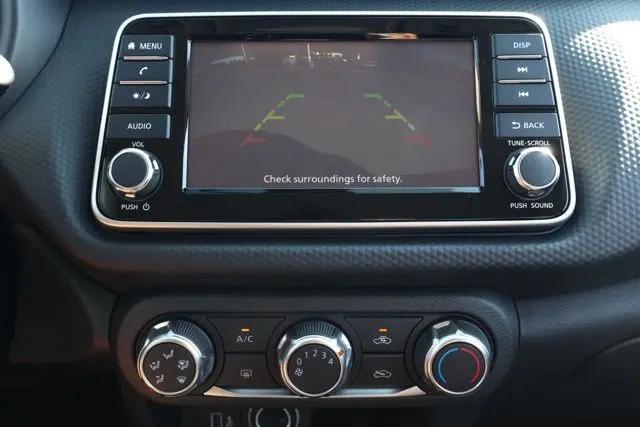 2025 Nissan Kicks S