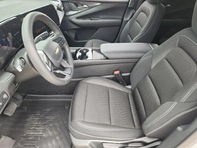 2025 Chevrolet V Blazer RWD LT