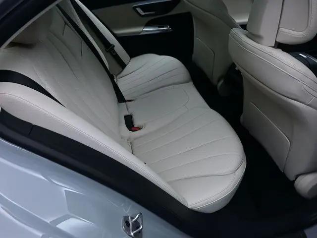2026 Mercedes-Benz E 350 E 350
